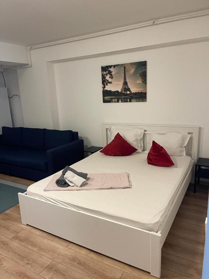 Tranzzit Airport Apartament I Otopeni Luaran gambar